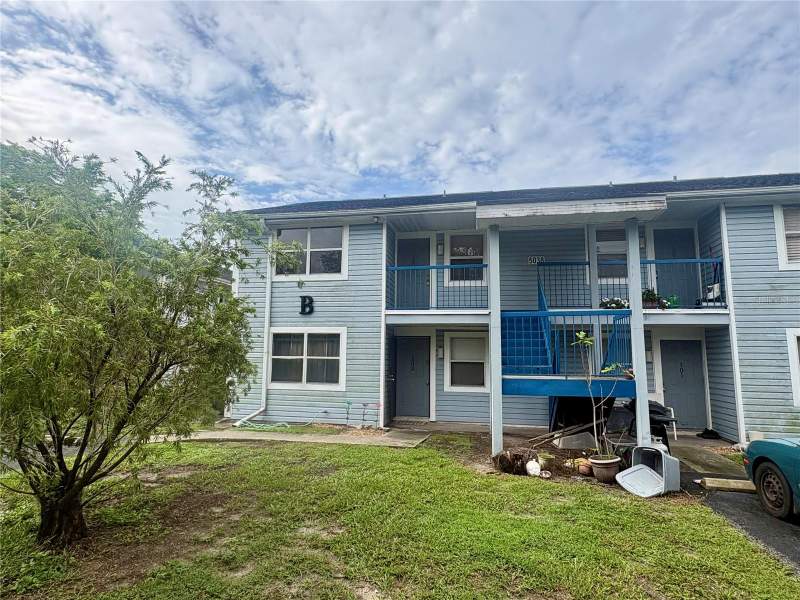 Terrace Palms Condo