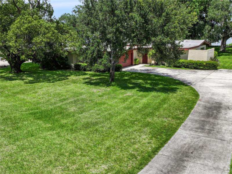 4 bedroom Single Family Residence at 1210 W Lake Hamilton Drive, Pollard Shores, Winter Haven — photo 2