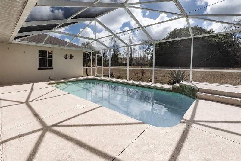 3 bedroom Single Family Residence at 3948 SW 157th Place Road, Marion Oaks Un 05, Ocala — photo 2
