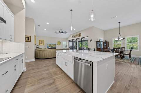 9145 Warm Springs Circle, Parrish FL - photo 12 of 69