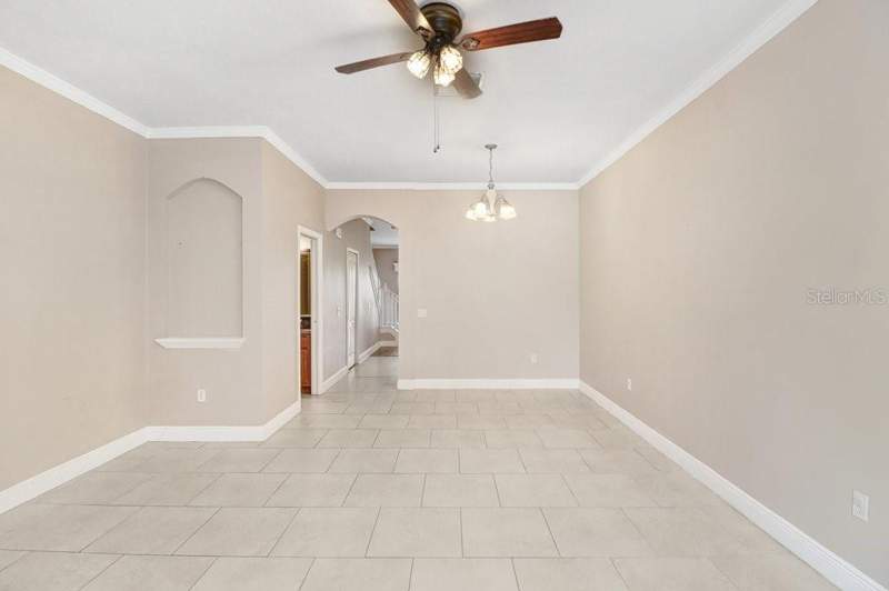 2 bedroom Townhouse at 12635 Kings Crossing Drive, Kings Lake Twnhms, Gibsonton — photo 3