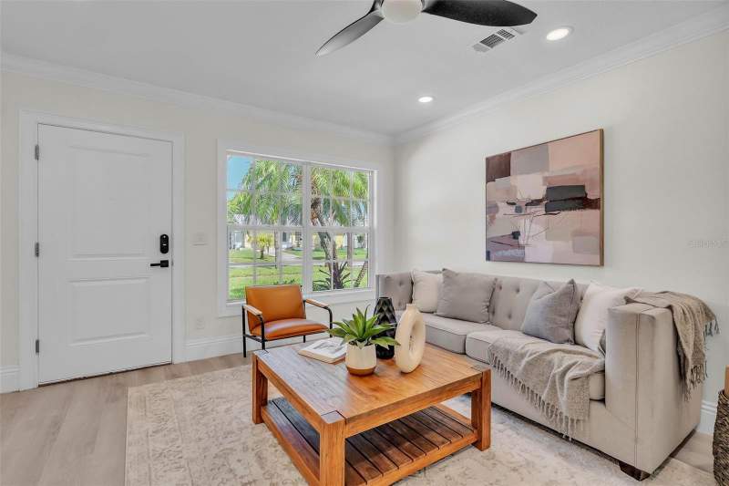 3 bedroom Single Family Residence at 965 Bruce Avenue, Carlouel Sub, Clearwater Beach — photo 4