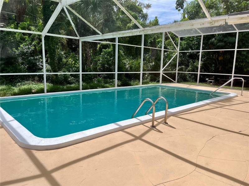 3 bedroom Single Family Residence at 22215 Oneida Avenue, Port Charlotte Sec 013, Port Charlotte — photo 5