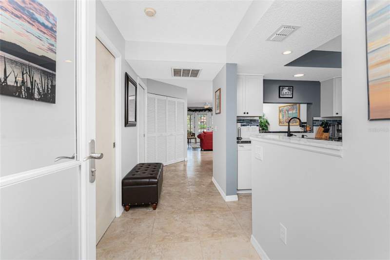 2 bedroom Condominium at 511 Pine Hollow Circle #511, Pine Hollow, Englewood — photo 4
