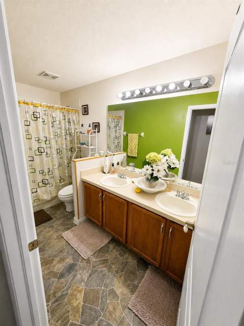 9305 Mandrake Court, Tampa FL - photo 18 of 32