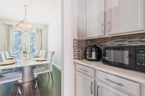 8324 Ludington Circle, Orlando FL - photo 10 of 59