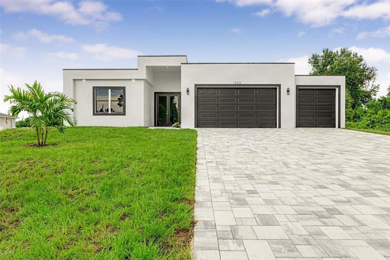 4 bedroom Single Family Residence at 13332 Boabadilla Lane, Port Charlotte Sec 058, Port Charlotte — photo 3