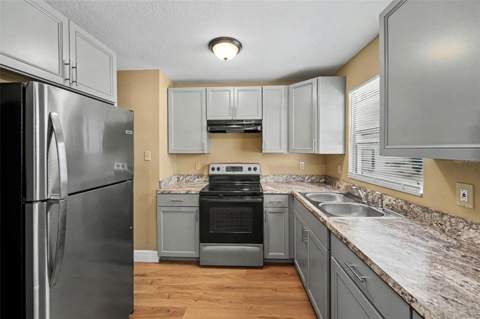 7924 Bahia Avenue, Tampa FL - photo 10 of 30