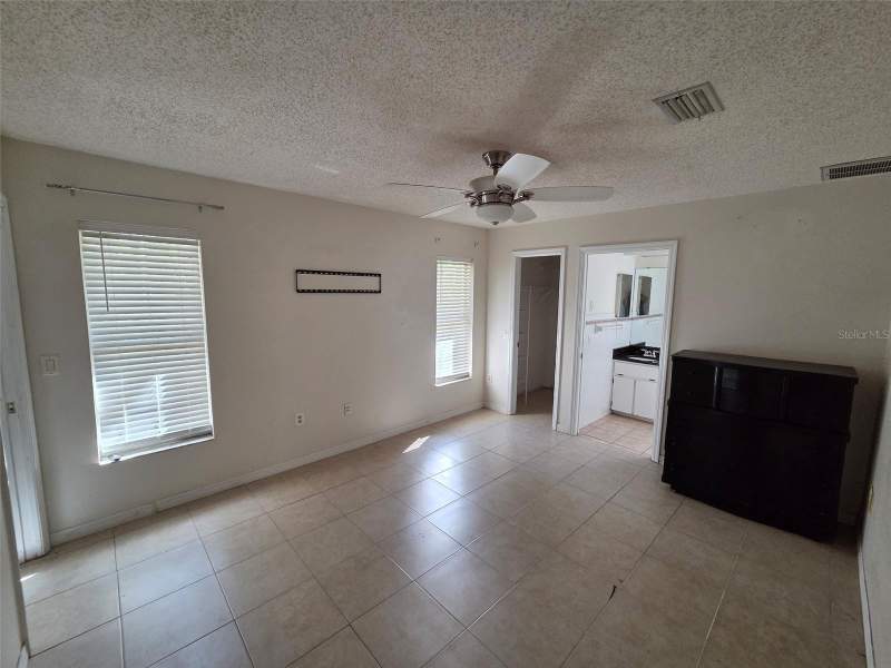 3 bedroom Single Family Residence at 8190 Sealawn Drive, Weeki Wachee Acres Add, Spring Hill — photo 5