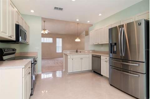 10029 Brookdale Drive, New Port Richey FL - photo 10 of 62