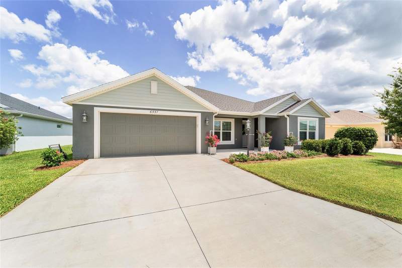 4 bedroom Single Family Residence at 6557 McKnight Loop, The Villages, The Villages — photo 3