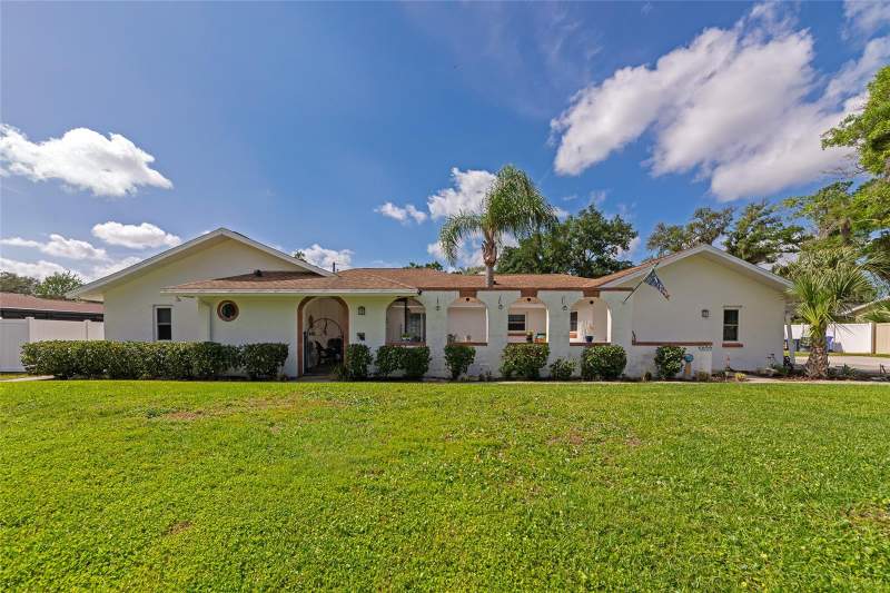Countryside Manor