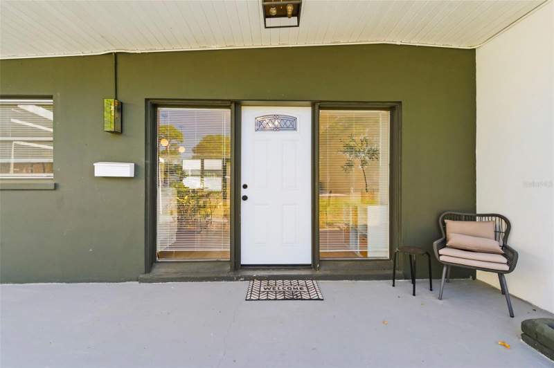 3 bedroom Single Family Residence at 6350 Hampton Drive N, Garden Manor Sec 1, St Petersburg — photo 4