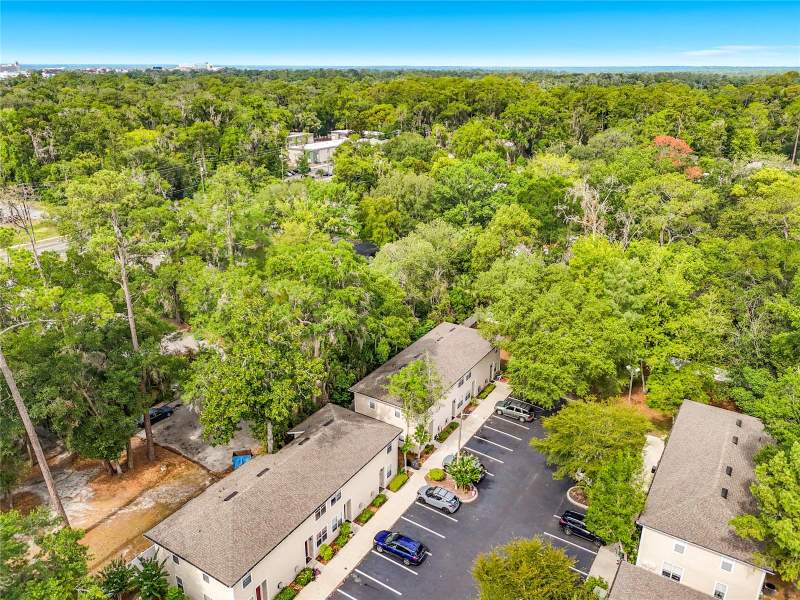 2 bedroom Condominium at 1710 NW 7th Street #604, Seventh Street Station, Gainesville — photo 2