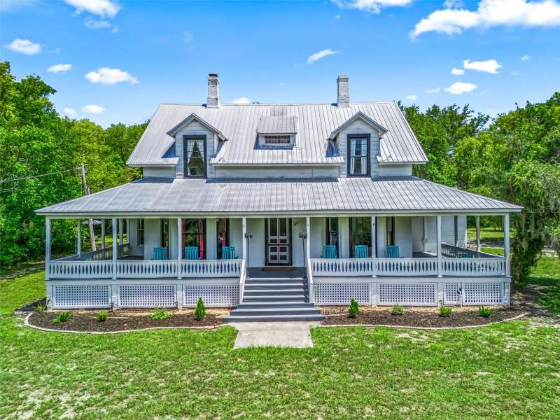 511 E MIRROR LAKE DRIVE home for sale in Fruitland Park