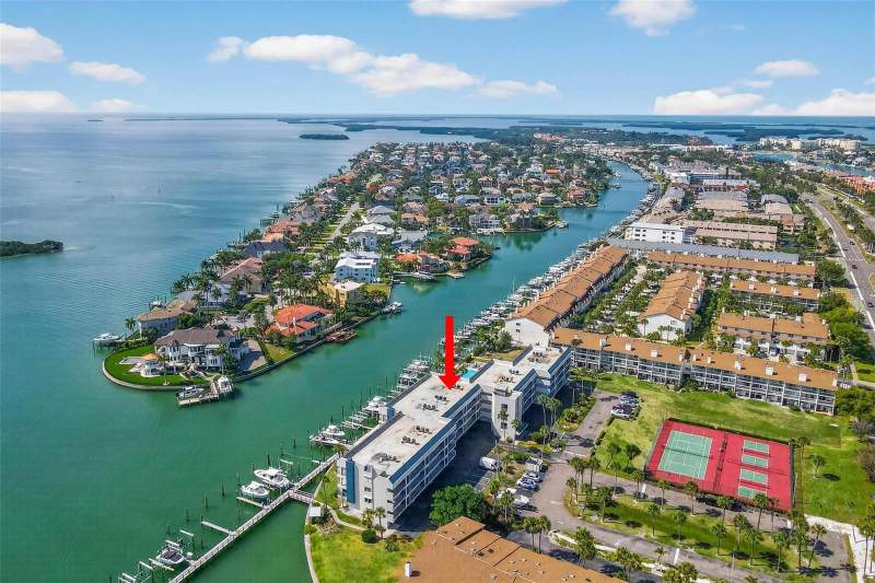 2 bedroom Condominium at 363 Pinellas Bayway #42, Anchor Cove 1 Condo, St Petersburg — photo 2