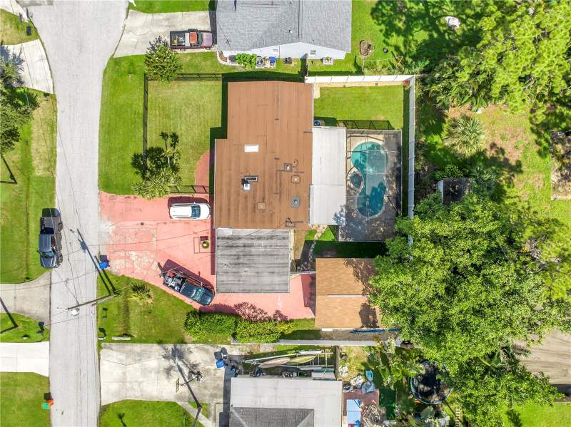 4 bedroom Single Family Residence at 7740 40th Terrace, Coleman Sub, St Petersburg — photo 2