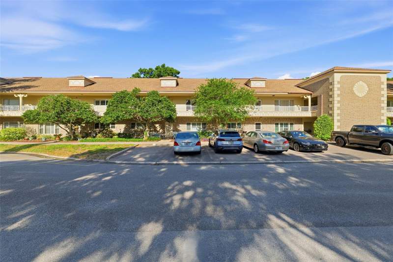 2 bedroom Condominium at 2192 Swedish Drive #26, On Top Of The World, Clearwater — photo 2