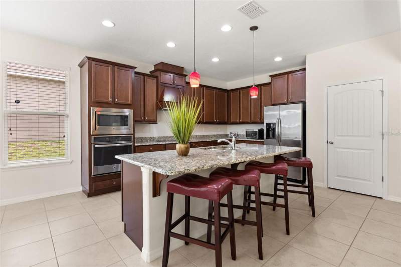 4 bedroom Single Family Residence at 3737 Chandler Estates Drive, Chandler Estates, Apopka — photo 4