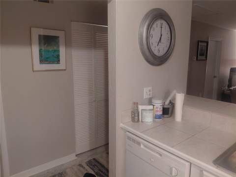 85 SE 16th Avenue #F302, Gainesville FL - photo 16 of 78