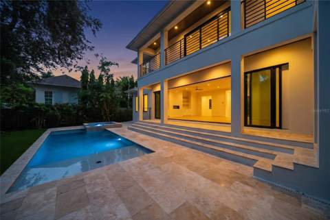 3800 Flores Avenue, Sarasota FL - photo 6 of 6