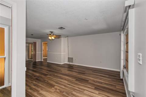 1414 W Evergreen Drive, Citrus Springs FL - photo 7 of 46
