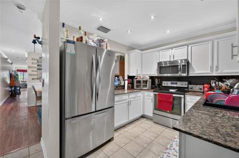 10818 Brickside Court, Riverview FL - photo 15 of 50