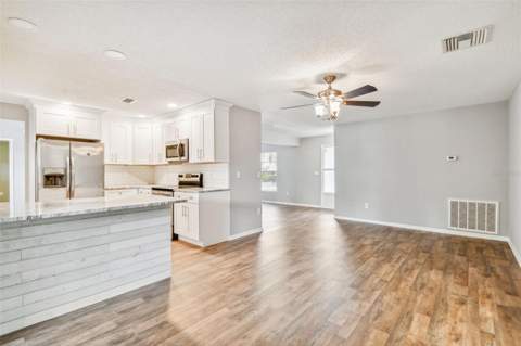 1010 Riflecrest Avenue, Valrico FL - photo 6 of 6