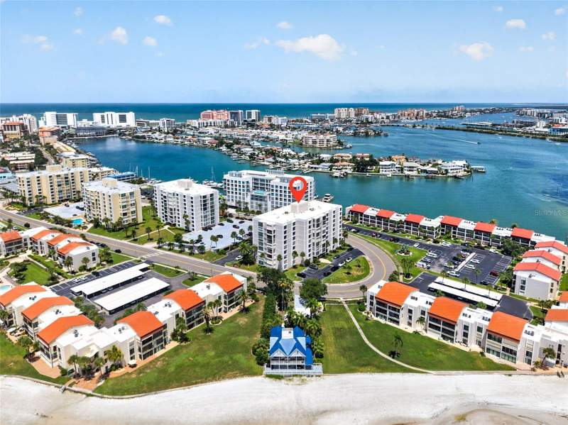 2 bedroom Condominium at 855 Bayway Boulevard #503, Clearwater Point 7 Tennis, Clearwater Beach — photo 2