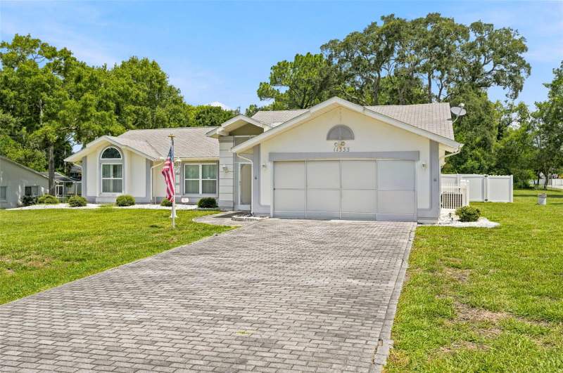 3 bedroom Single Family Residence at 11333 Silverwood Court, Rainbow Woods, Spring Hill — photo 2