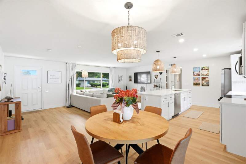 2 bedroom Single Family Residence at 11500 70th Terrace, Ridgewood Groves, Seminole — photo 3