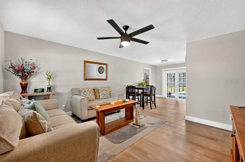3 bedroom Single Family Residence at 880 Seminole Avenue, Lake Wayman Heights Lake Add, Longwood — photo 5