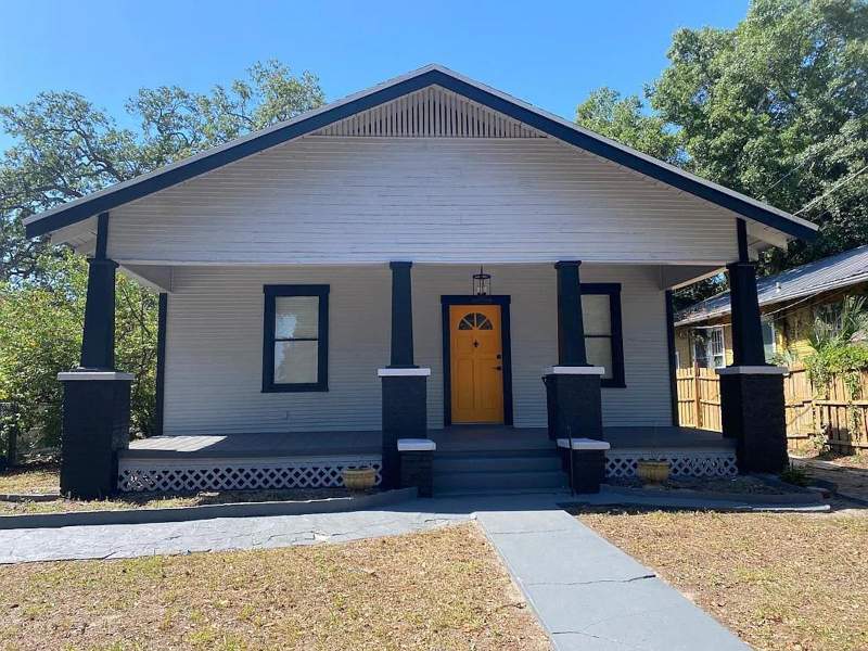 8 bedroom Single Family Residence at 1021 E Cayuga Street, Phillip Sub, Tampa — photo 2