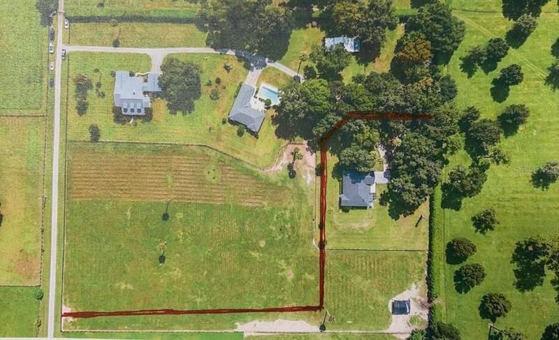 9 bedroom Single Family Residence at 7137 & 7141 S Magnolia Avenue, Ag Non-Sub, Ocala — photo 4