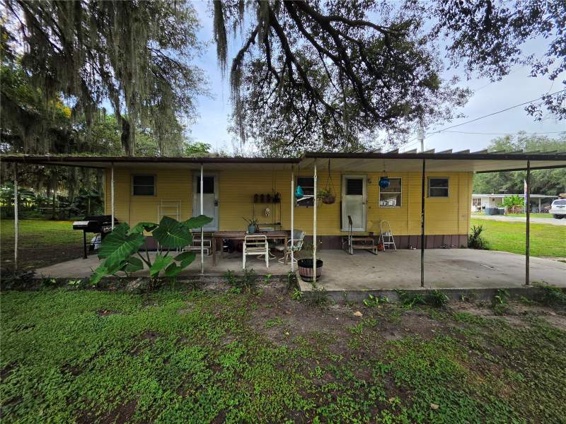 1 bedroom Mobile Home at 38202 Ruth Avenue, Orange Valley Estates, Zephyrhills — photo 2