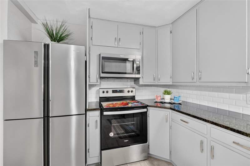 4 bedroom Single Family Residence at 1075 8th Street, Haven Shores, Winter Haven — photo 5
