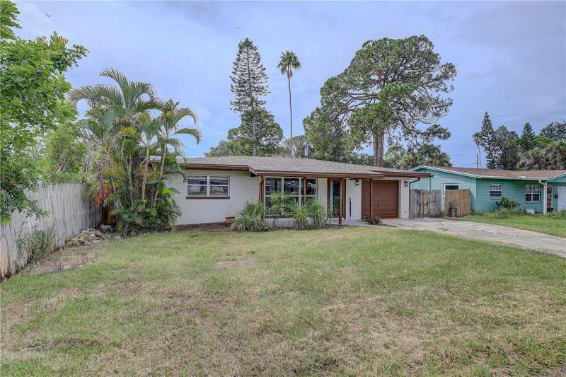 2 bedroom Single Family Residence at 330 83rd Avenue, Rio Vista, St Petersburg — photo 3
