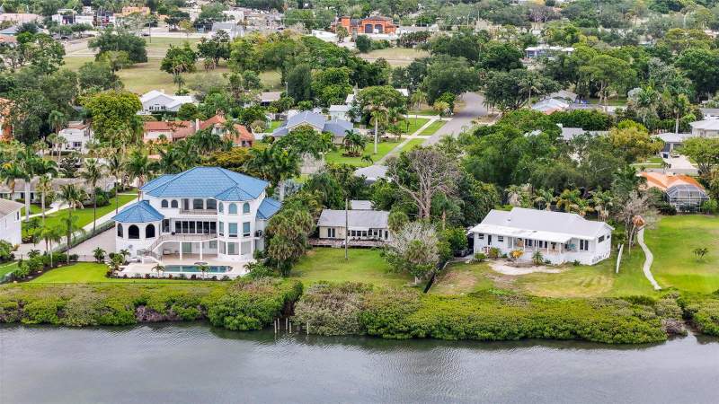 3 bedroom Single Family Residence at 7538 Westmoreland Drive, Whitfield Estates Unit 1, Sarasota — photo 2