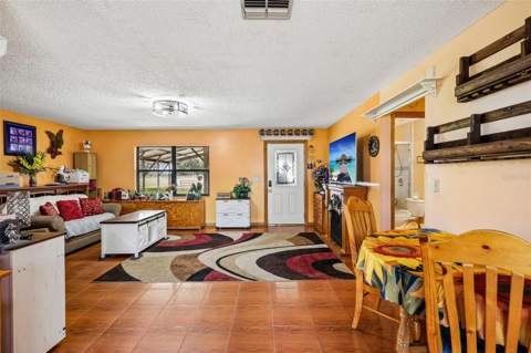 1521 Cre Road, Dover FL - photo 10 of 33