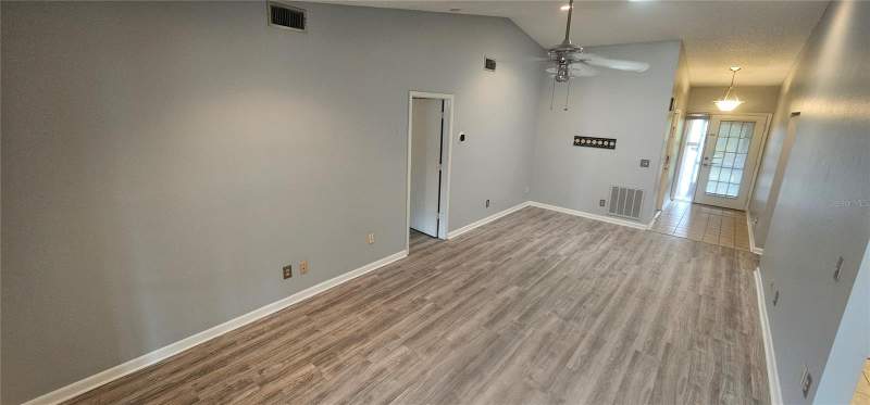 2 bedroom Townhouse at 4075 Shoreside Circle, Carrollwood Sprgs Cluster Hms, Tampa — photo 5