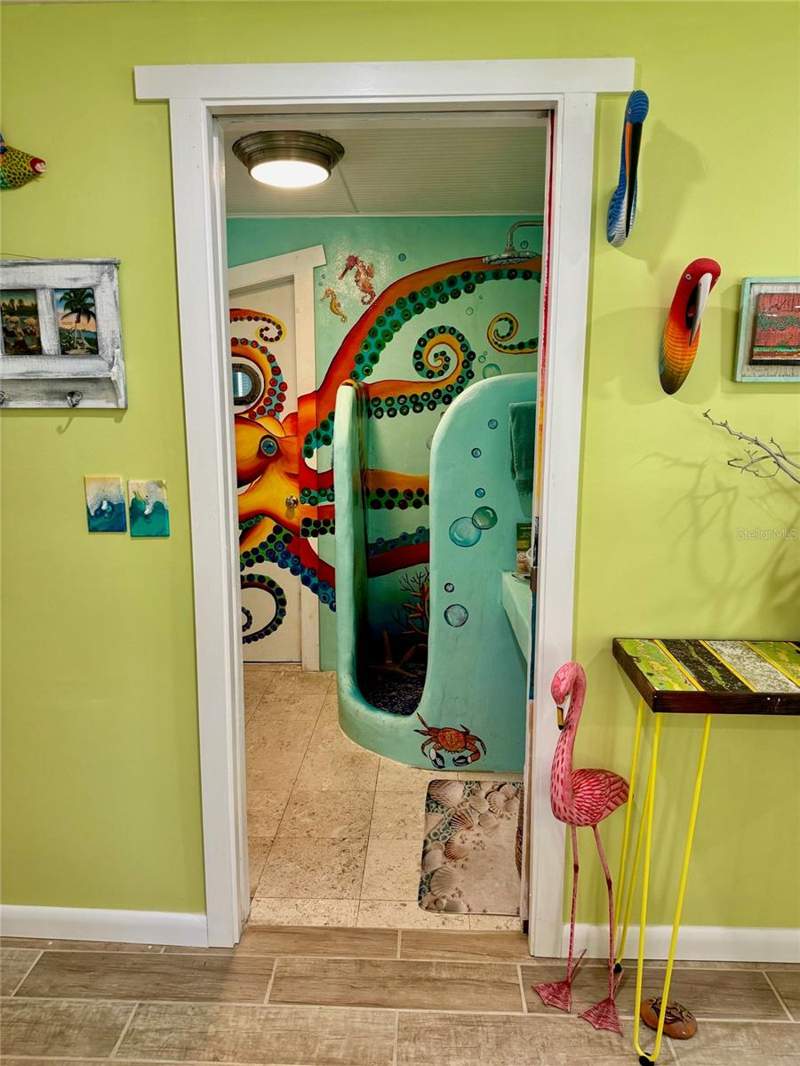 1 bedroom Single Family Residence at 3022 56th Street, Boca Ceiga Park, Gulfport — photo 4