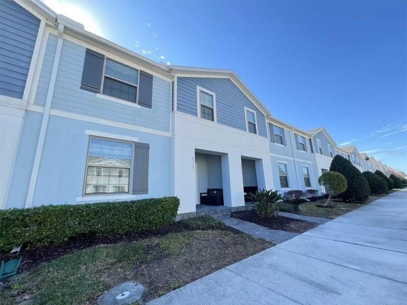 5 bedroom Townhouse at 8942 Sydney Avenue, Windsor At Westside; Windsor/Westside, Kissimmee — photo 2