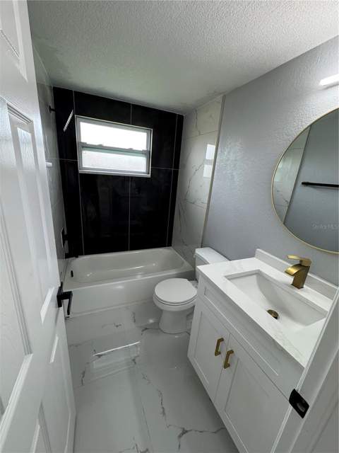 6205 Westport Drive, Port Richey FL - photo 8 of 13