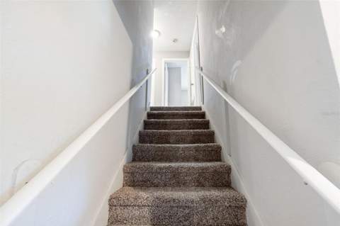 4035 Wendy Drive, Orlando FL - photo 10 of 27