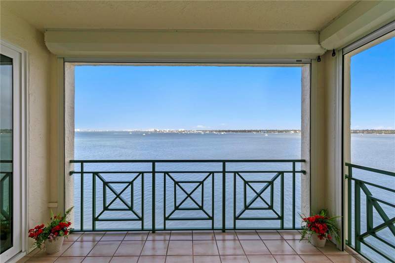 2 bedroom Condominium at 4717 Dolphin Cay Lane #507, Dolphin Cay Antigua, St Petersburg — photo 4