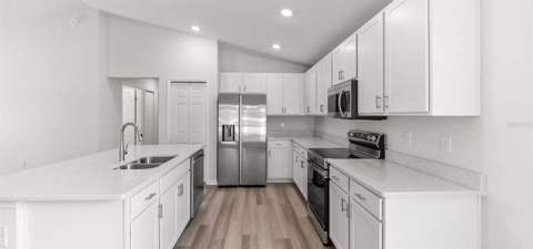 732 Bayside Boulevard, Winter Haven FL - photo 6 of 6