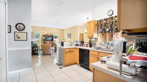 5203 Jasmine Trace Lane, Kissimmee FL - photo 8 of 36