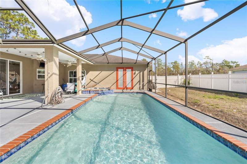 3 bedroom Single Family Residence at 13040 Quigley Avenue, Royal Highlands, Weeki Wachee — photo 5
