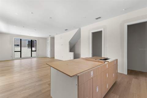 368 14th Street, St Petersburg FL - photo 6 of 6