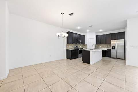 15523 Willow Arbor Circle, Orlando FL - photo 7 of 34